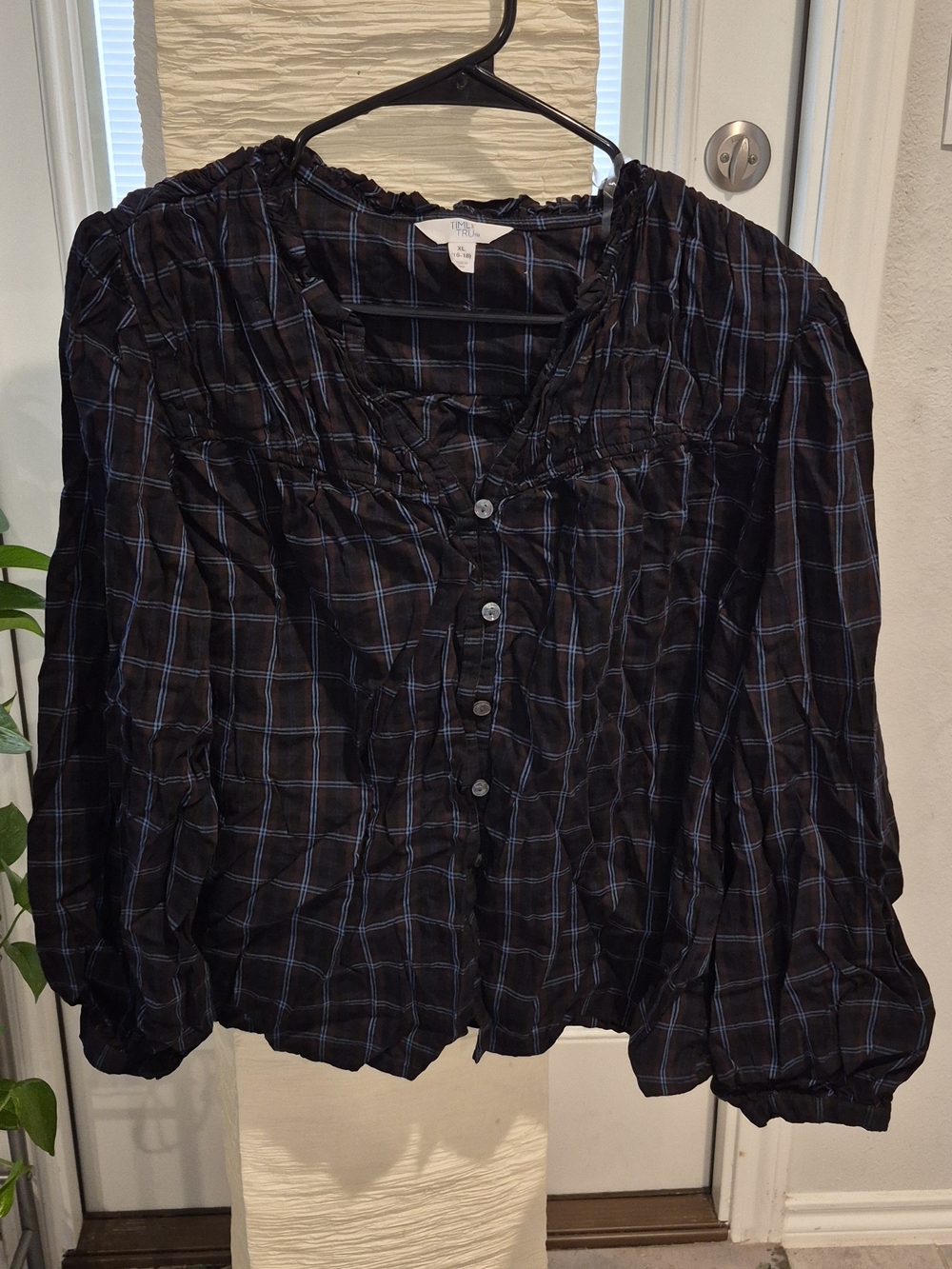 Time and Tru Black Button-Front Plaid Shirt with Blue Checks
